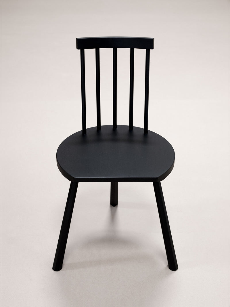 Phantom Hands DW Chair